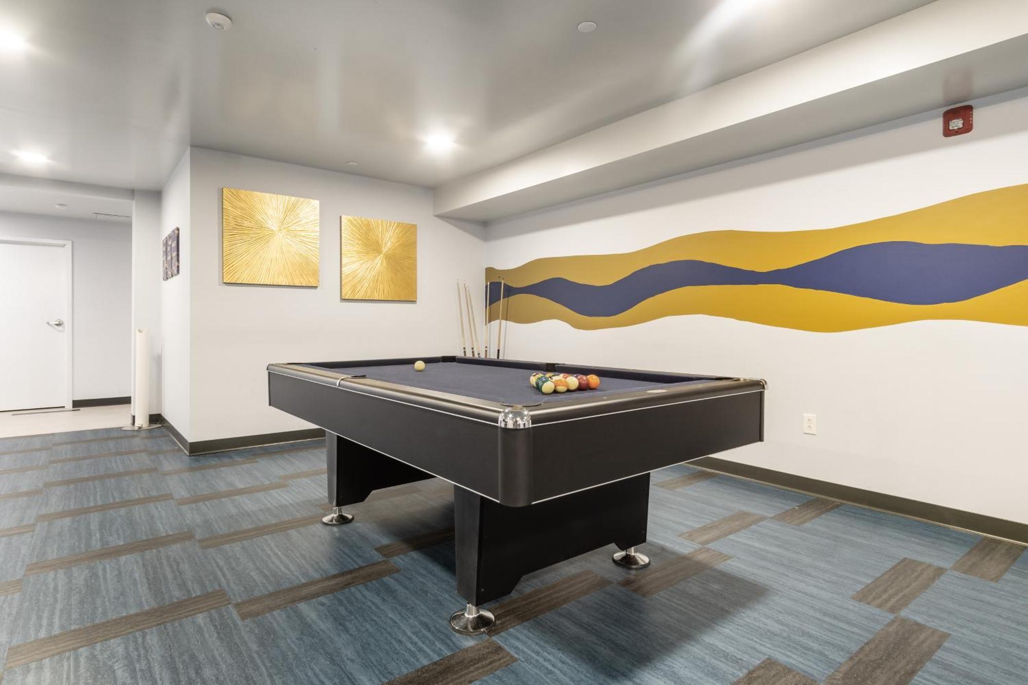 Grand Monarch! Best For Extended Stays! Johnson City Εξωτερικό φωτογραφία